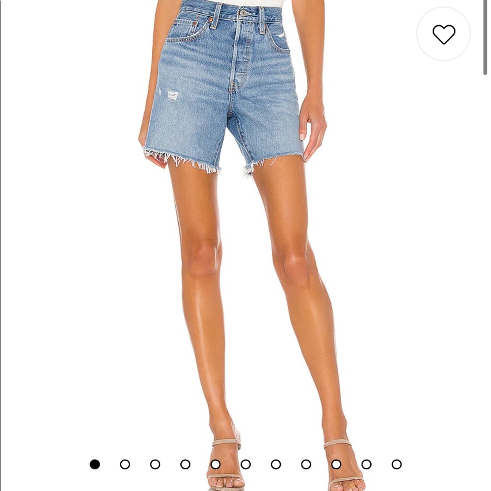 Levi’s 501 mid thigh short in Luxor street